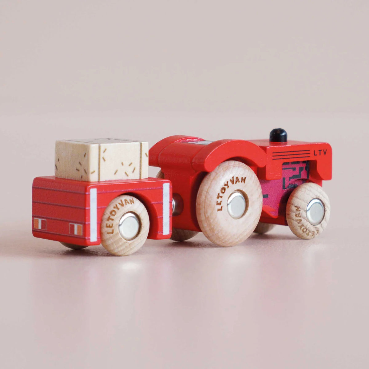 NO. 34 GT190 TILLY TRACTOR