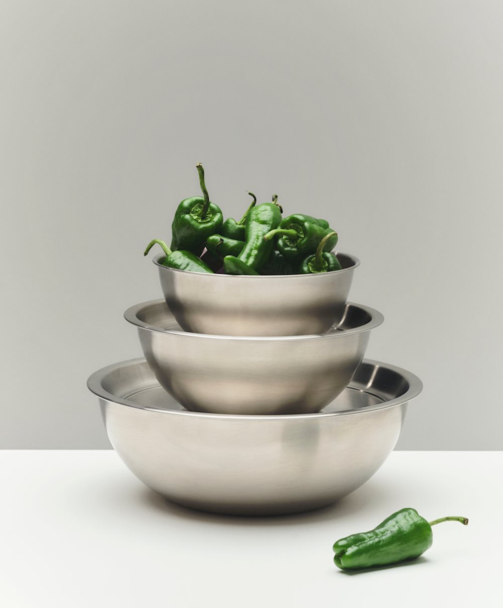 Outdoor Market Steel Bowl With Lid - Medium