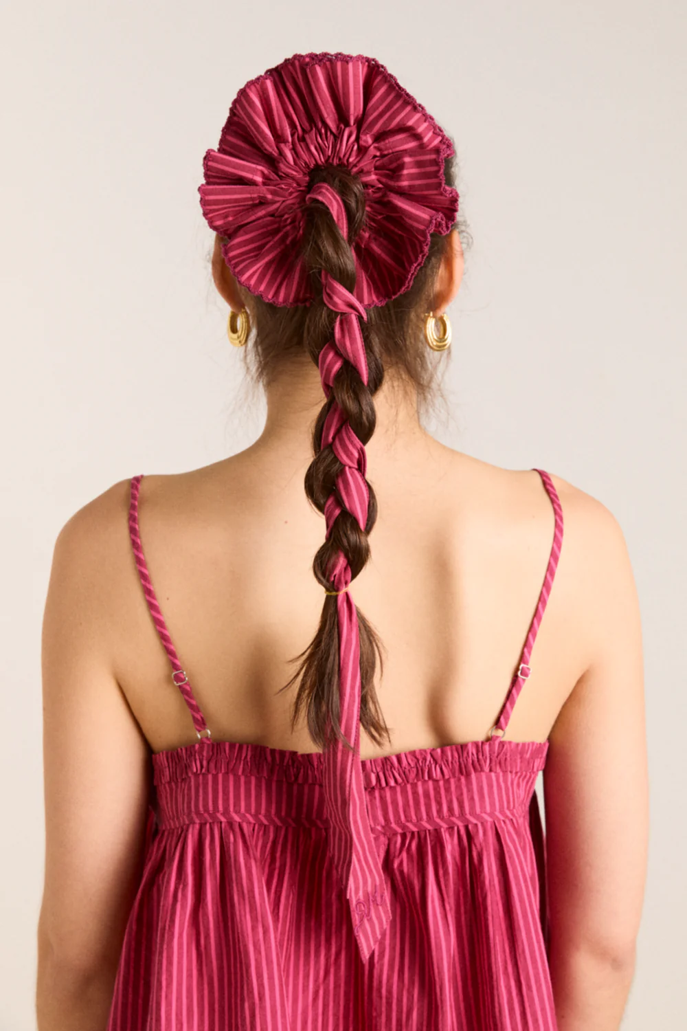 Garter Bun Wrap - Red Stripe