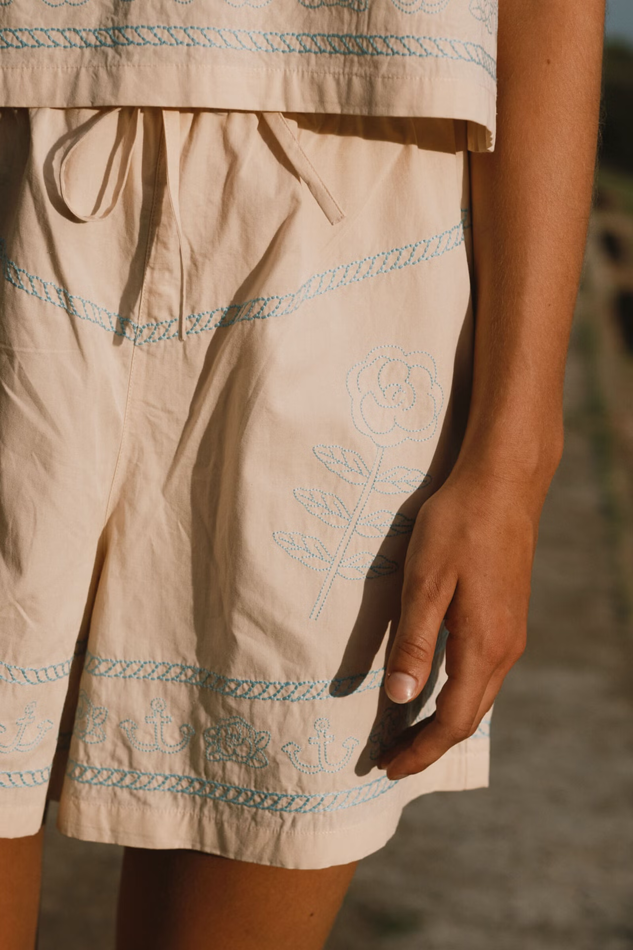 Embroidered Off Light Cream Shorts