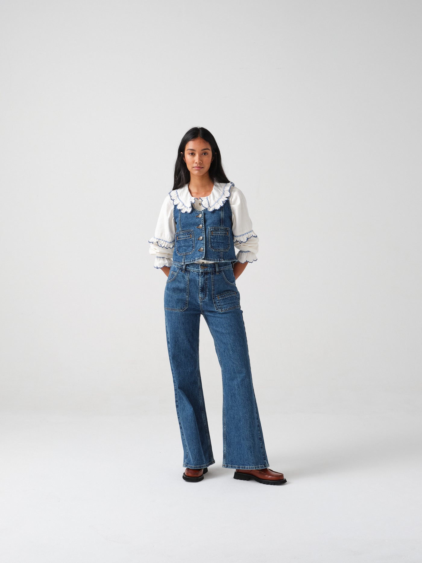 Queenie Jean In Voyager Vintage