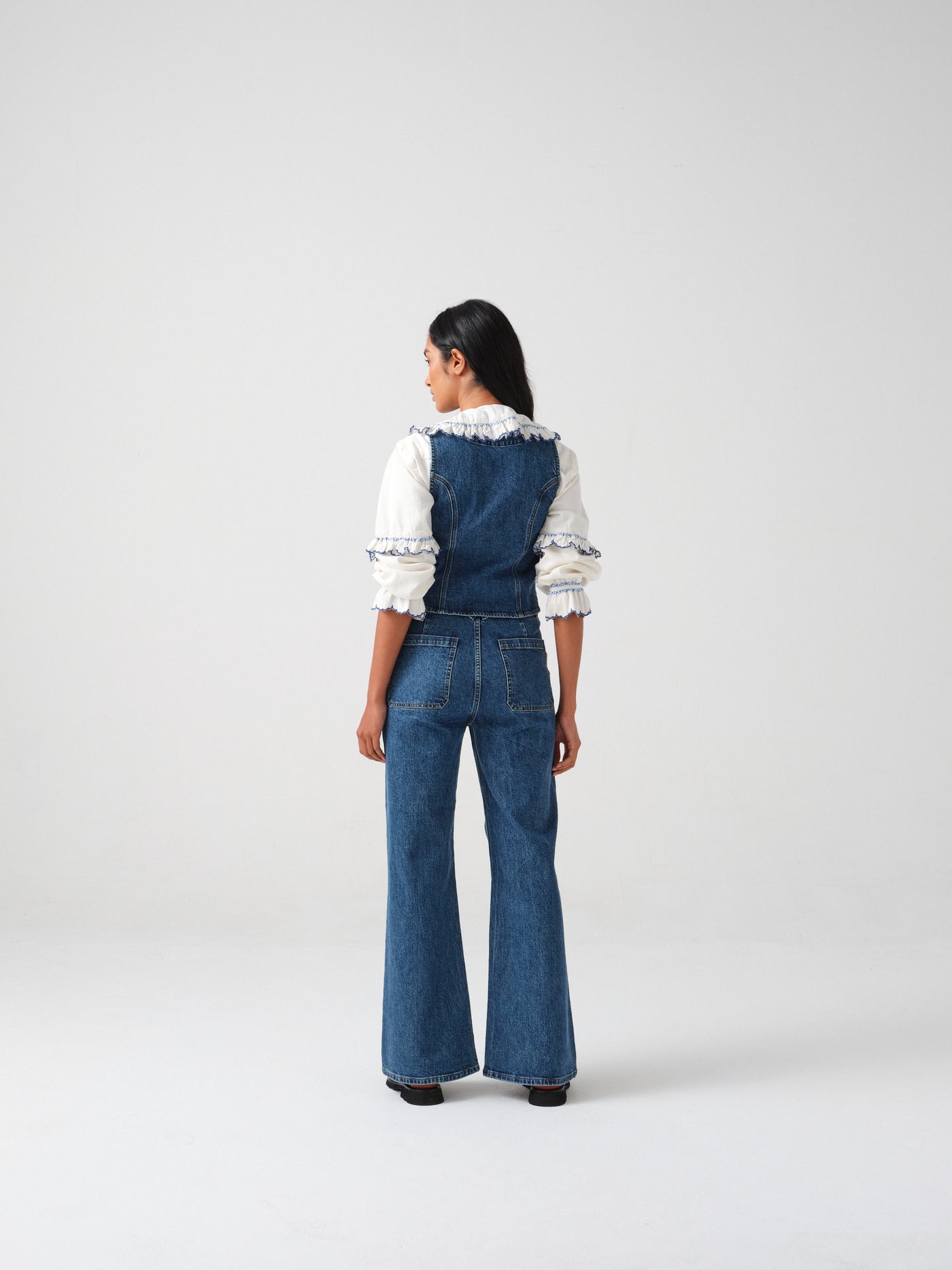 Queenie Jean In Voyager Vintage