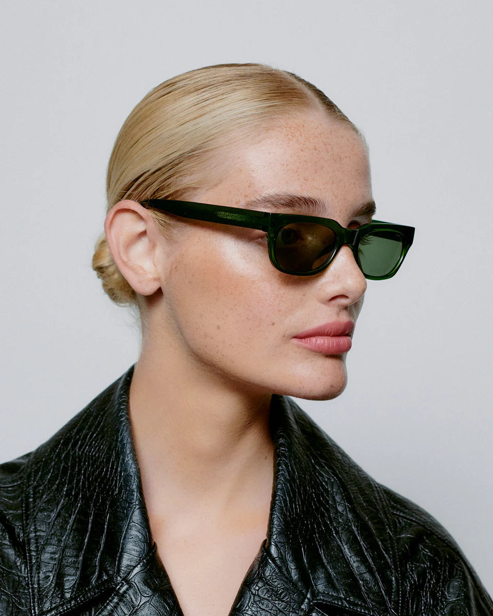 Bror Sunglasses - Dark Green Transparent