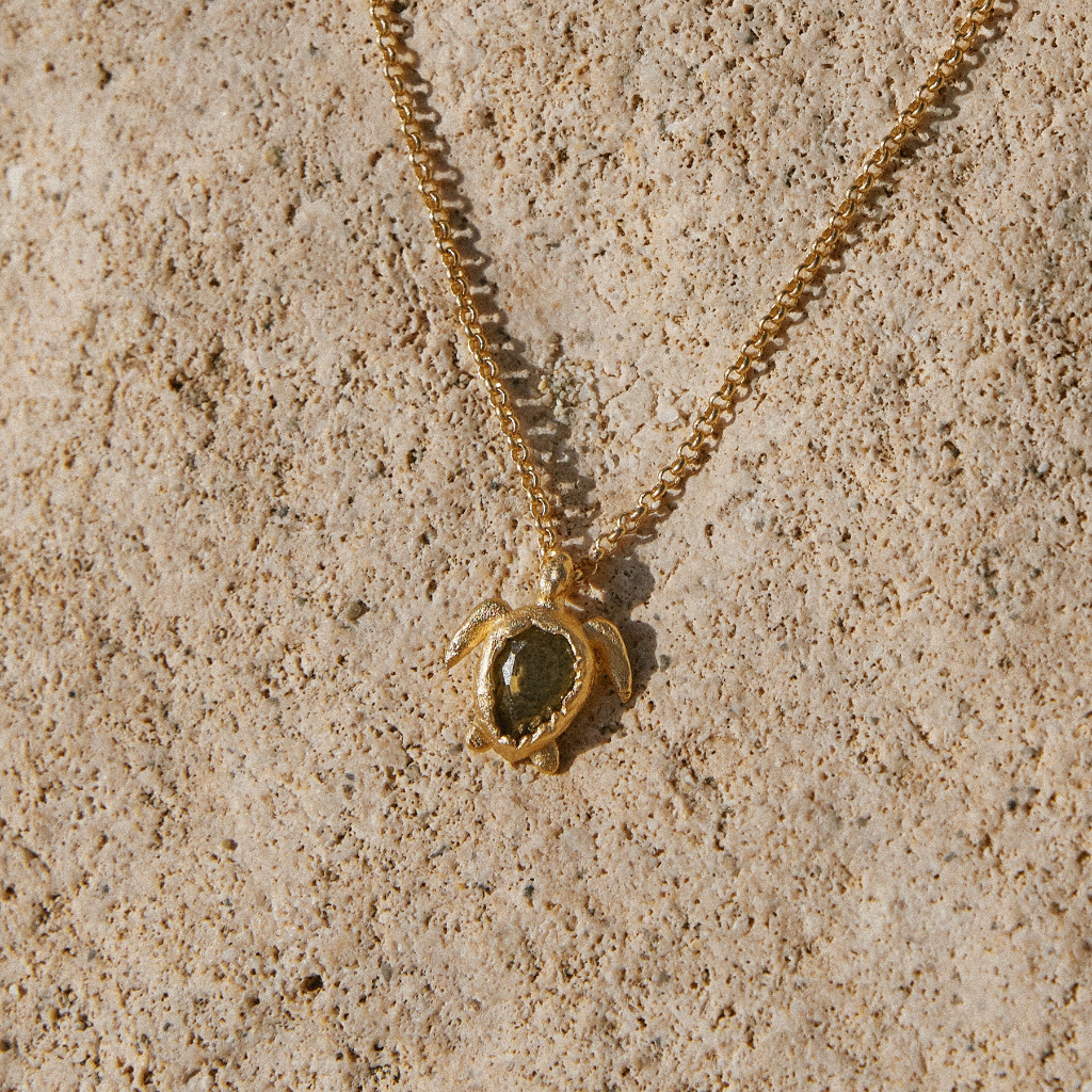 Lona Necklace