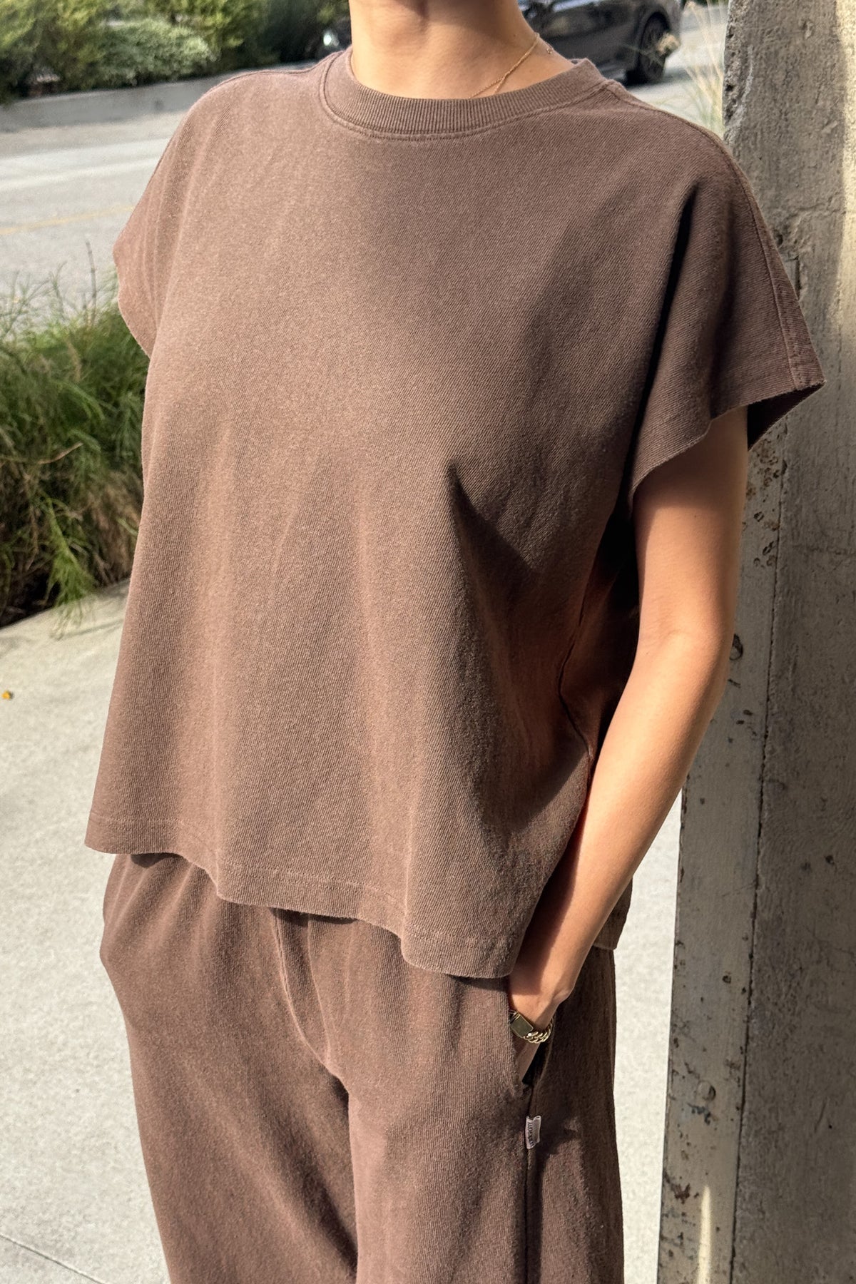 Jeanne Tee - Chocolate