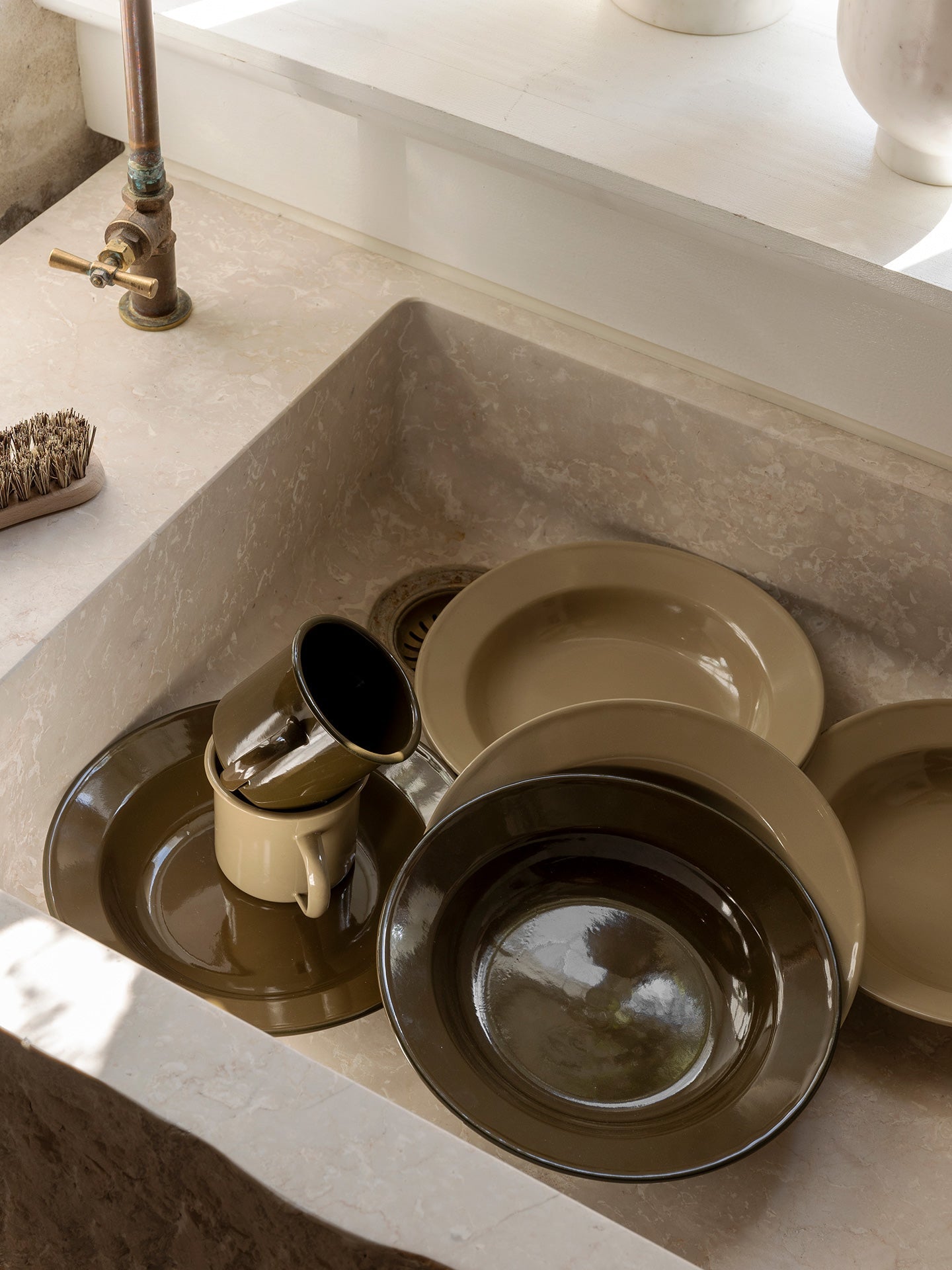 Yard Picnic  Single Mug Olive