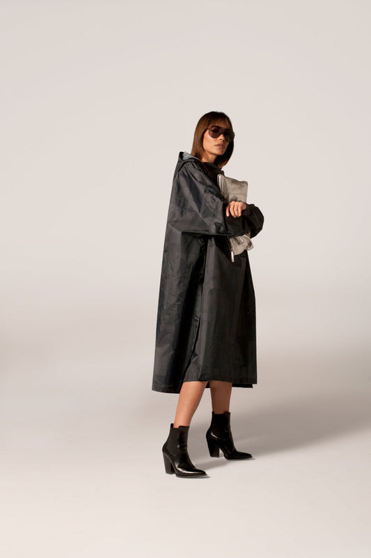 Rainkiss Back to Black Art Camo Poncho