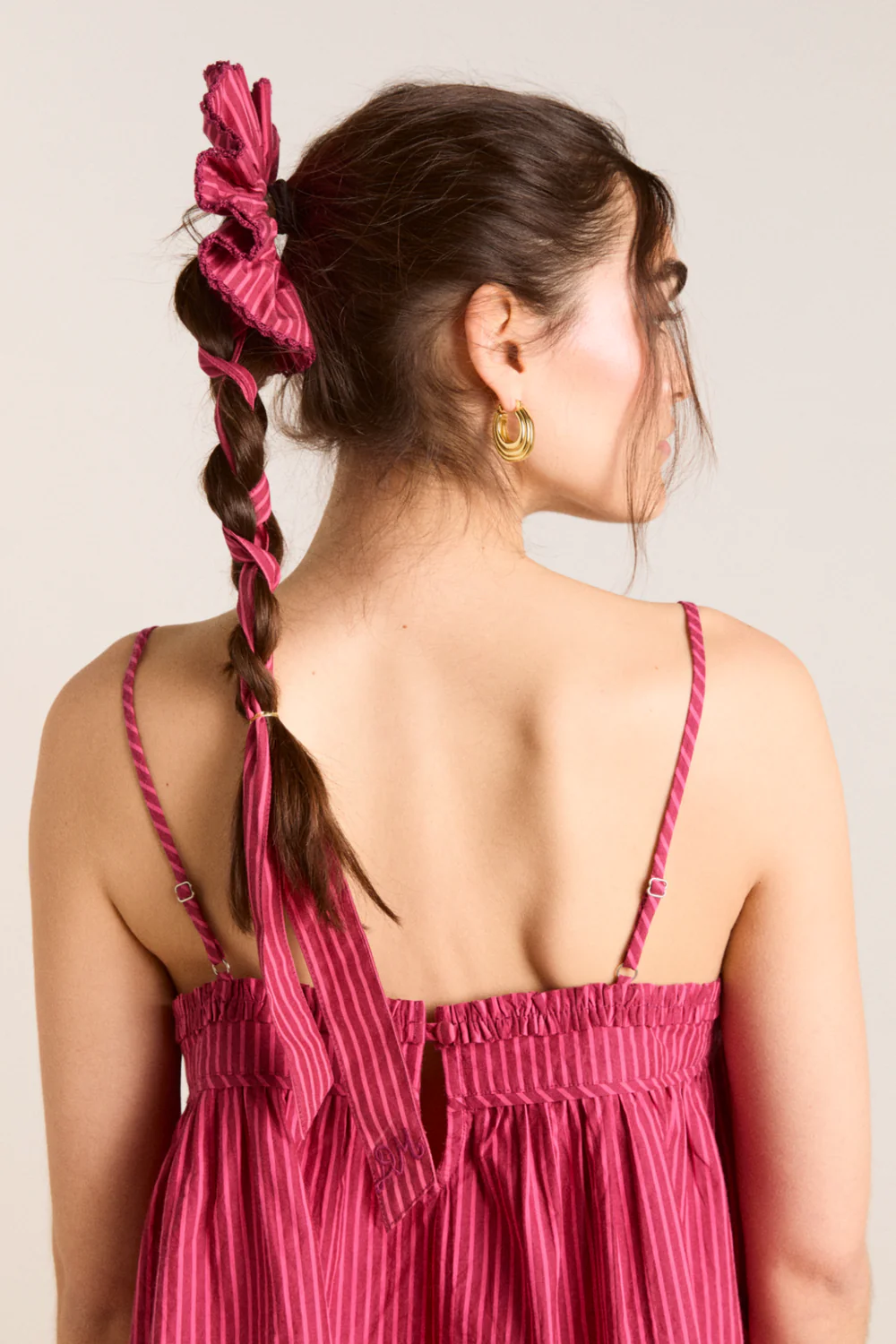Garter Bun Wrap - Red Stripe