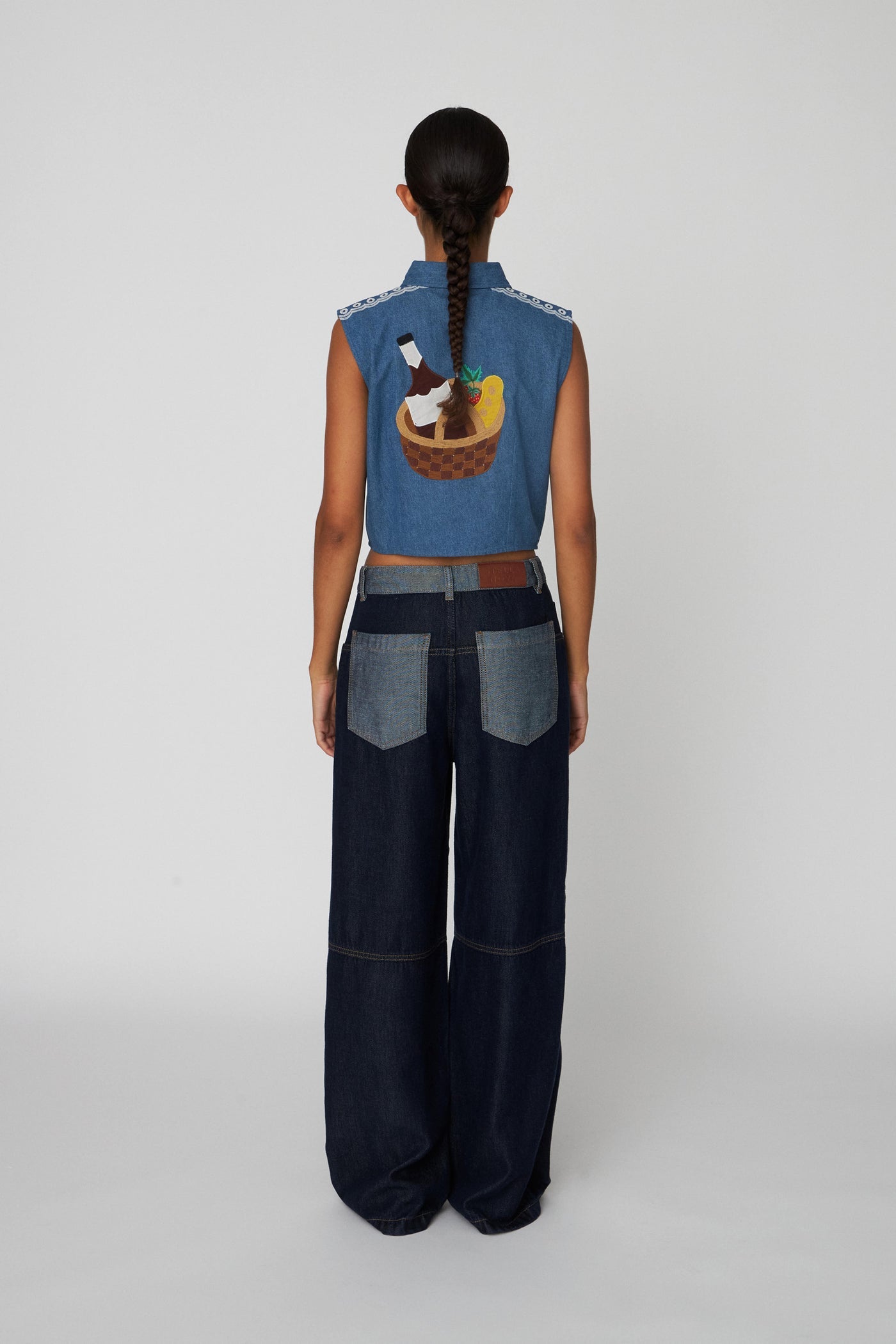 Out Of Office Embroiderd Top - Sunmer Blue