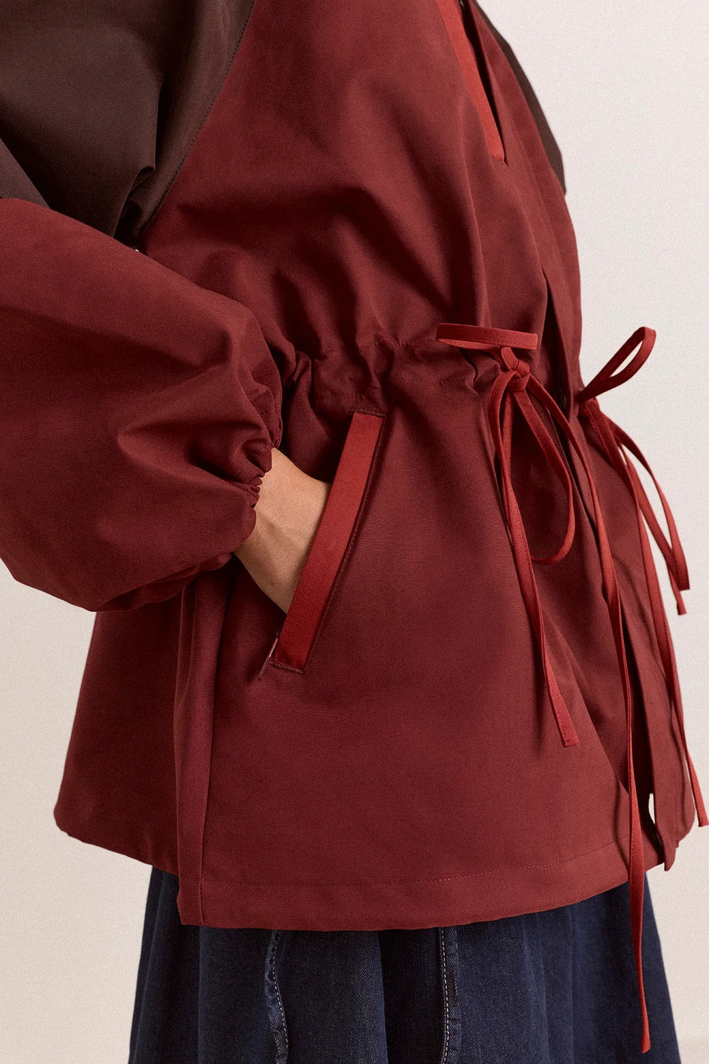 Liu Showerproof Raincoat - Burgundy