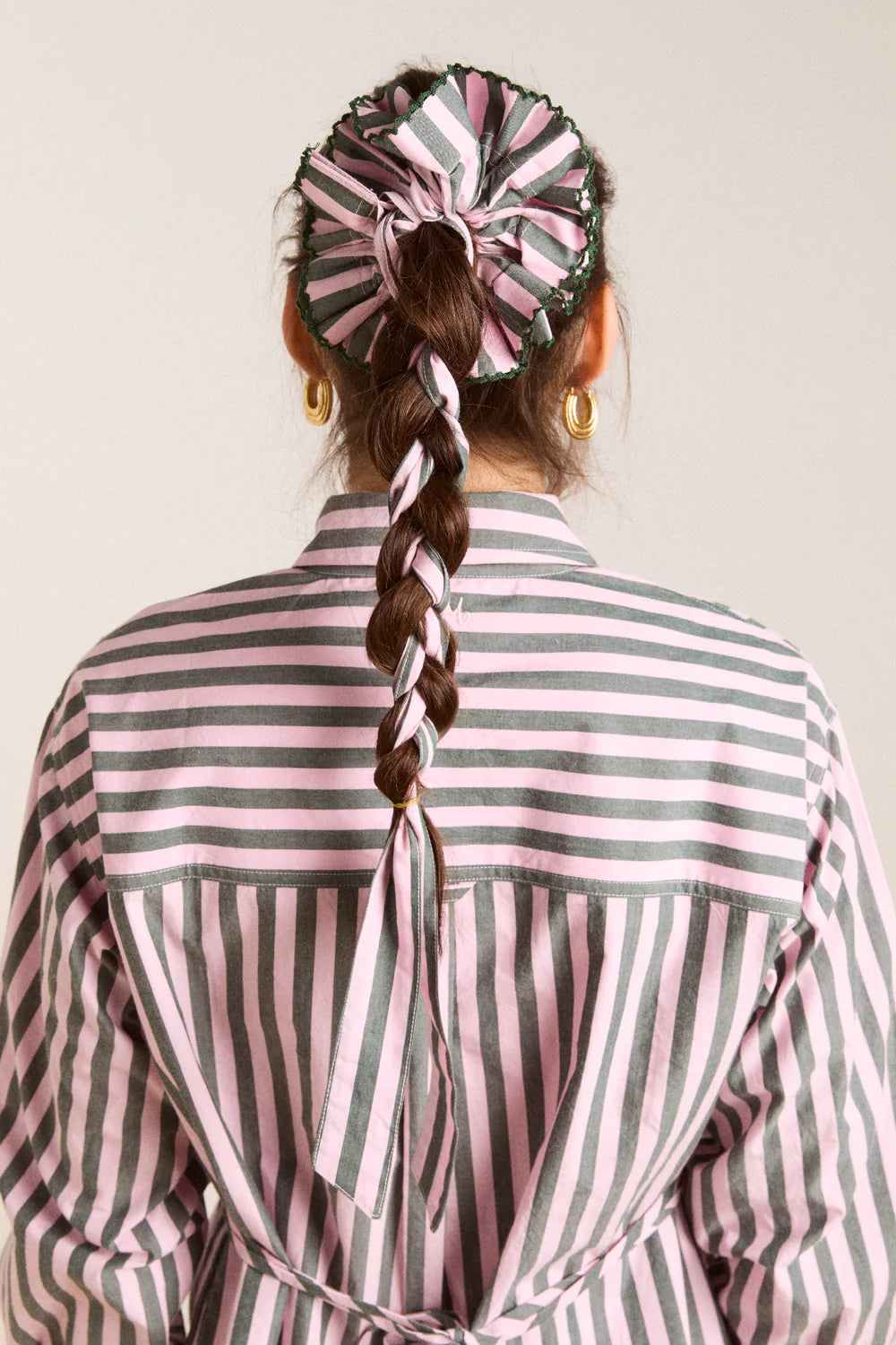 Garter Bun Wrap In Garden Tulle Stripe