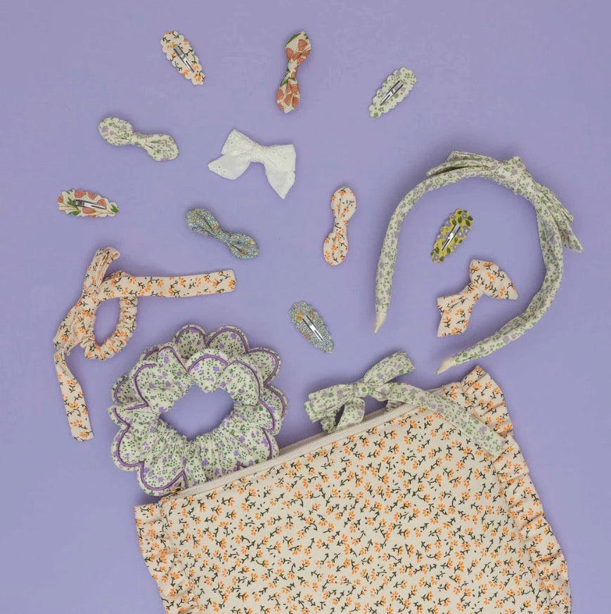 Ditsy Floral Pouch