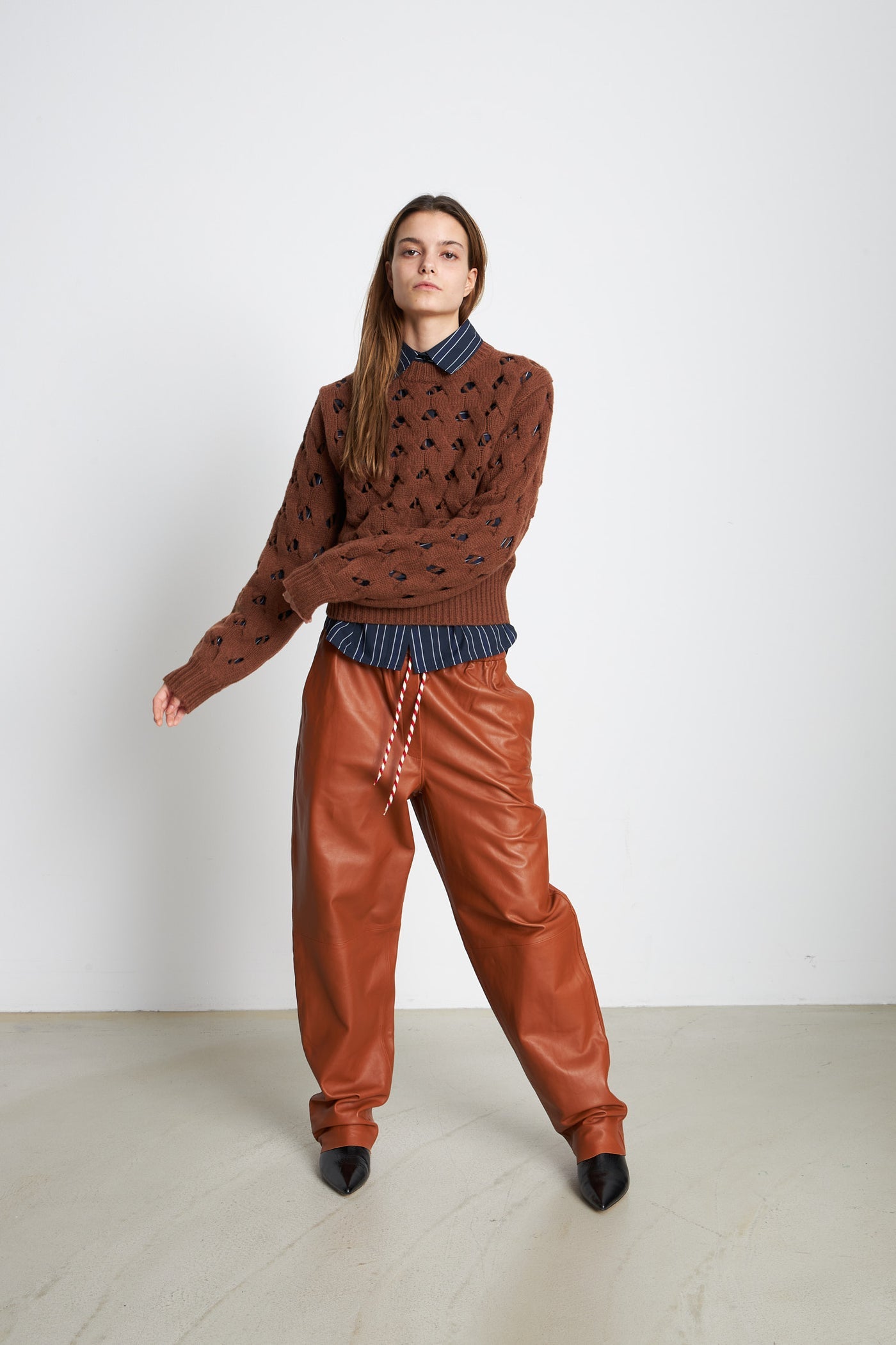 Knitted Sweater - Brown