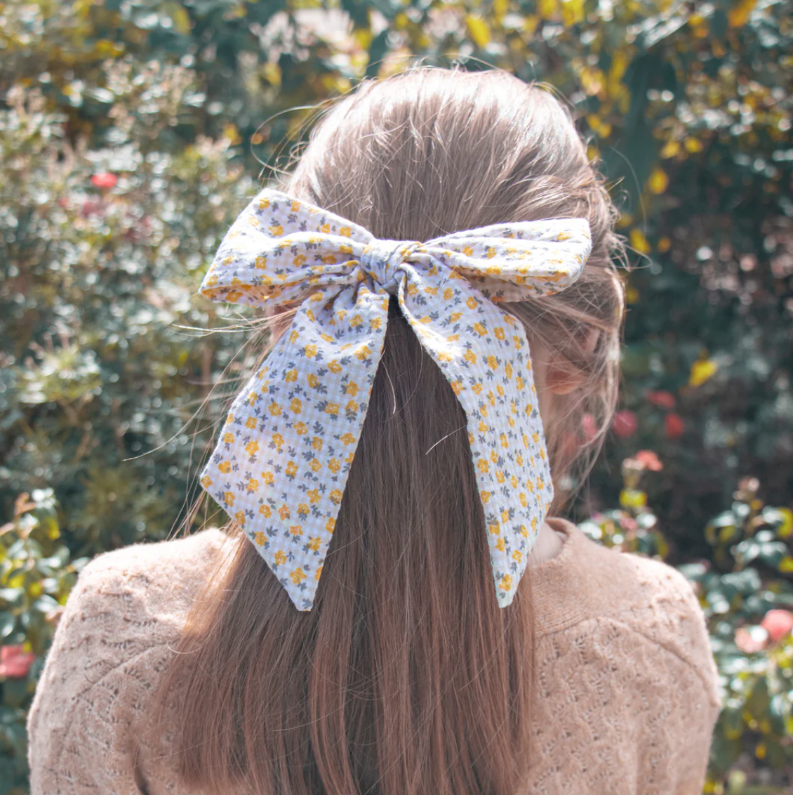 Ditsy Long Bow Clip