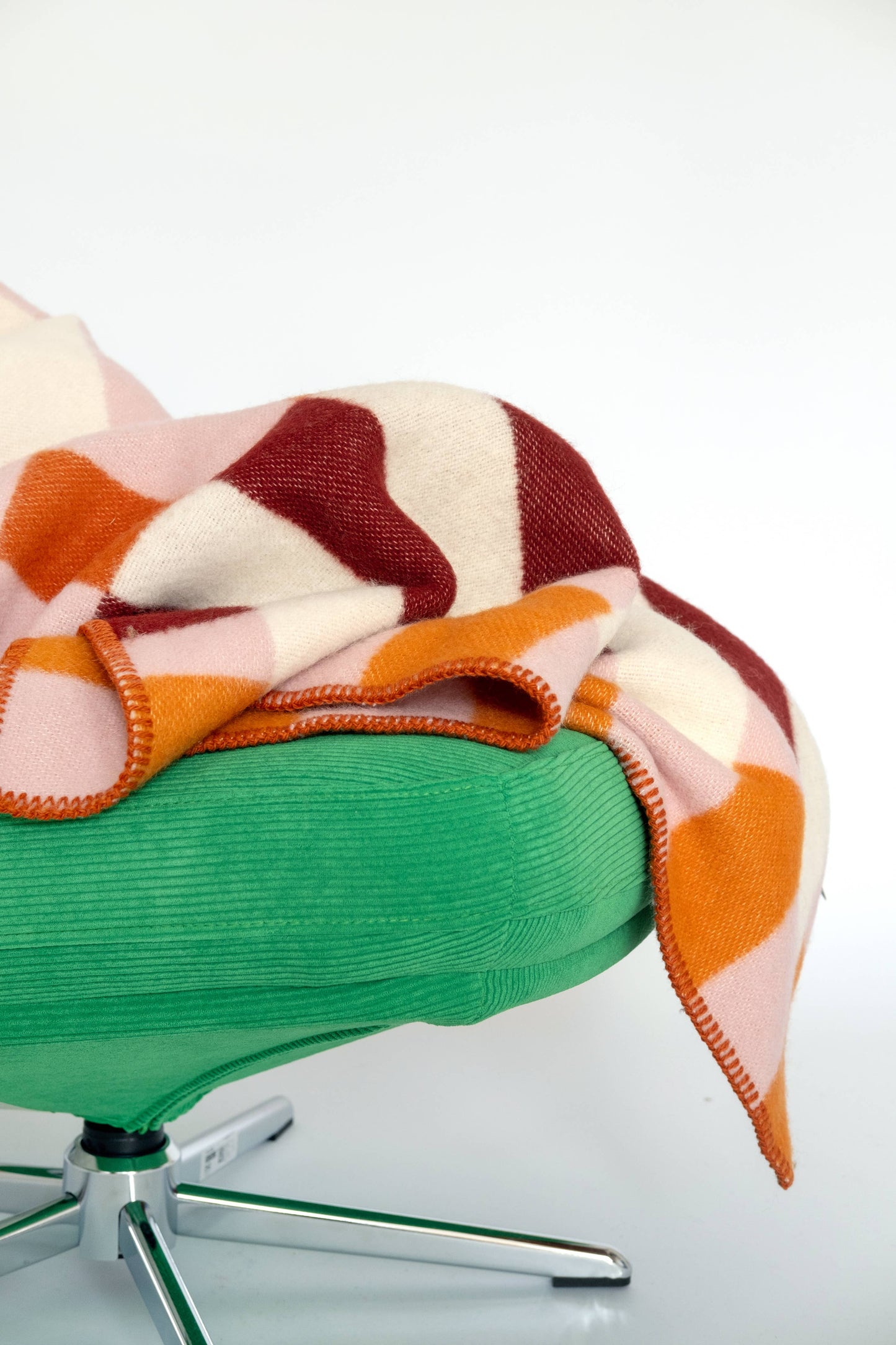 Wool Throw Blanket: Studie Orange