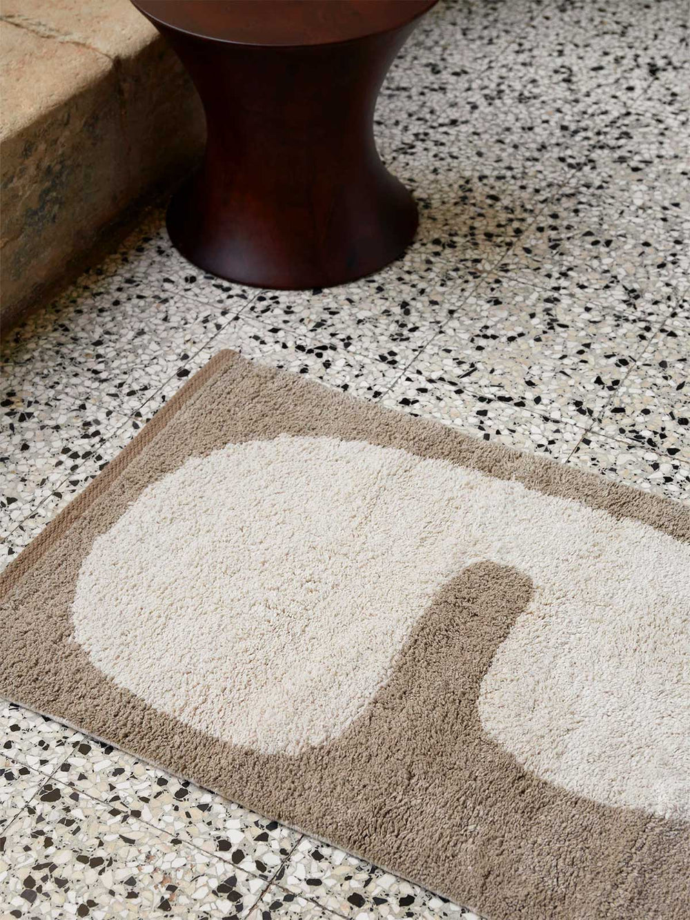 Lay Washable Mat - Dark Taupe/ Off White