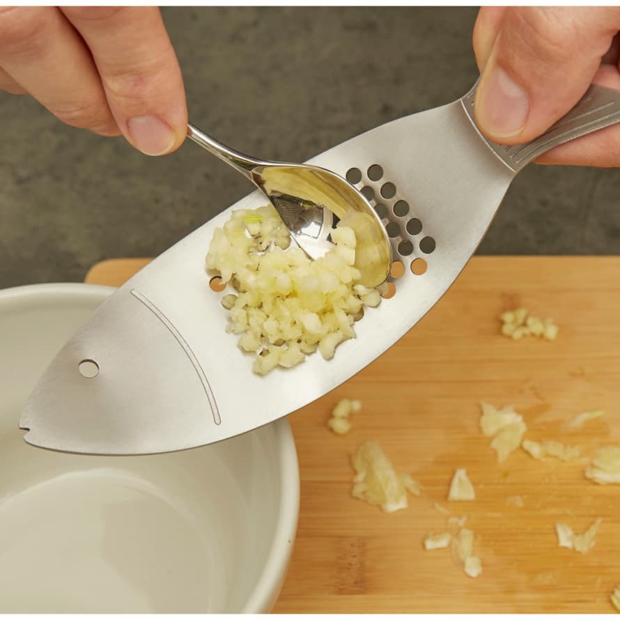 Fish Garlic Crusher