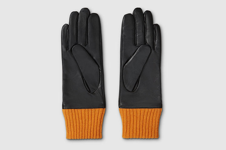 Mabel Sheppard Eyes Gloves