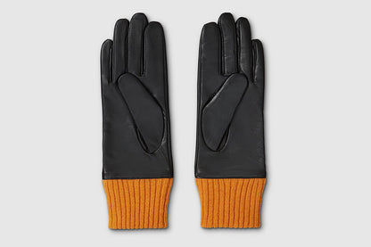 Mabel Sheppard Eyes Gloves