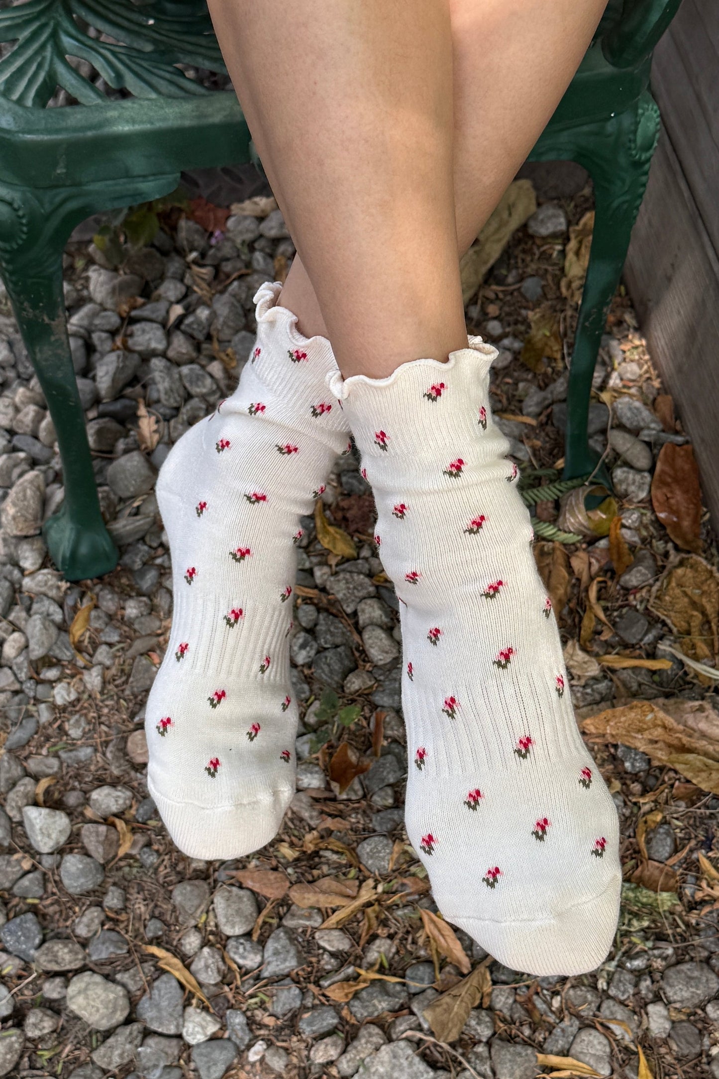 Ruffled Hugger Crew Socks - Cream Petal