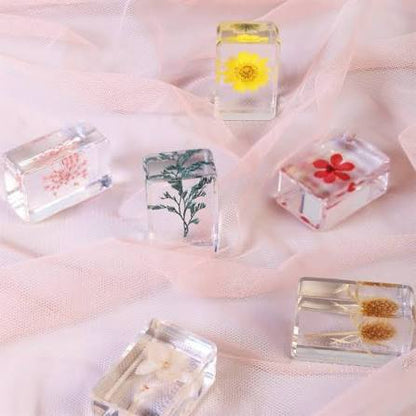 Small Wildflower Cube