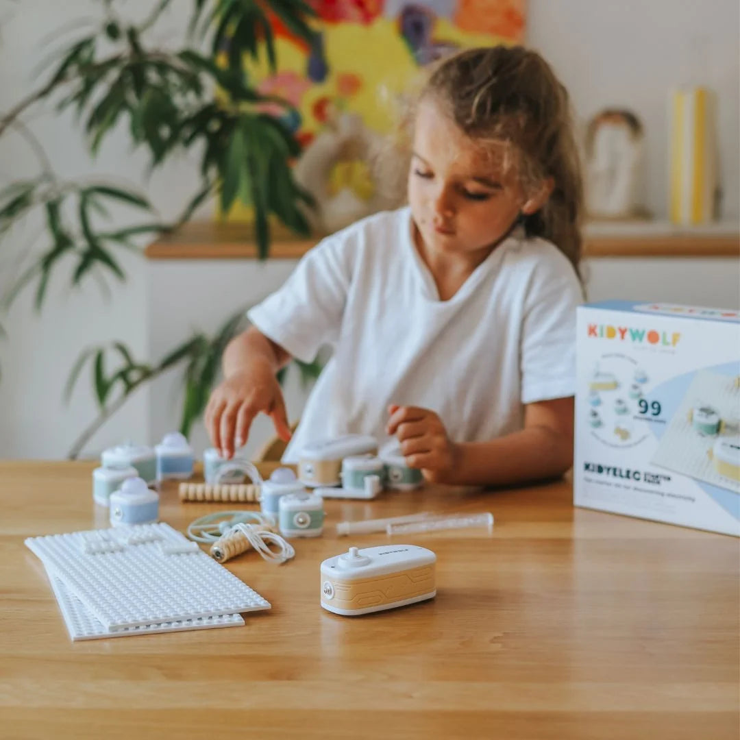 KIDYELEC STARTER MY FIRST ELECTRICAL KIT