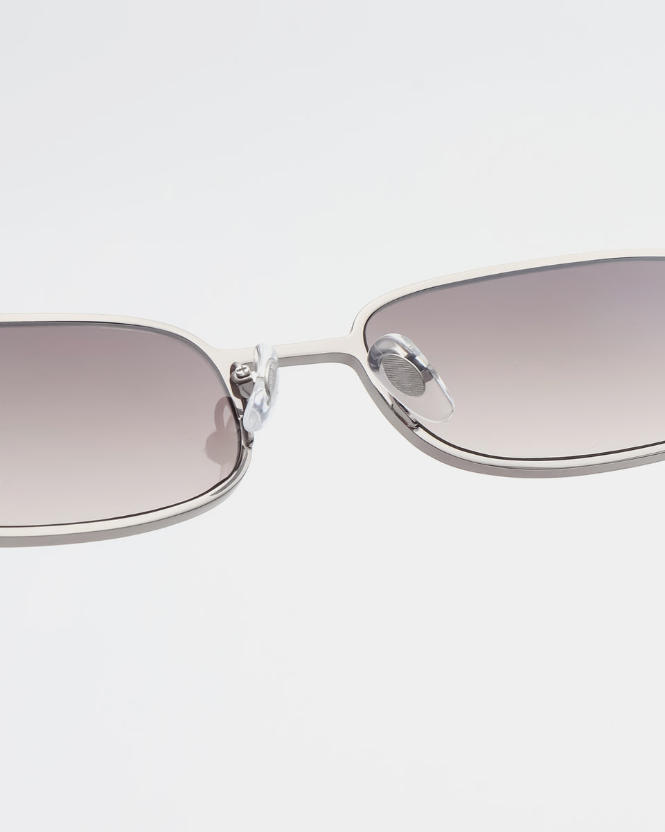 Noah Sunglasses - Silver Stripe Horn