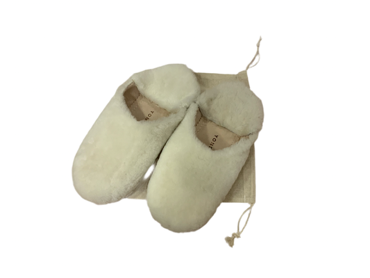 Handmade Junior Slippers - Cream Sheepskin