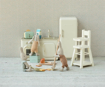 Bread Box with Utensils