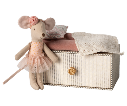 Dance Mouse in Daybed - Little Sister