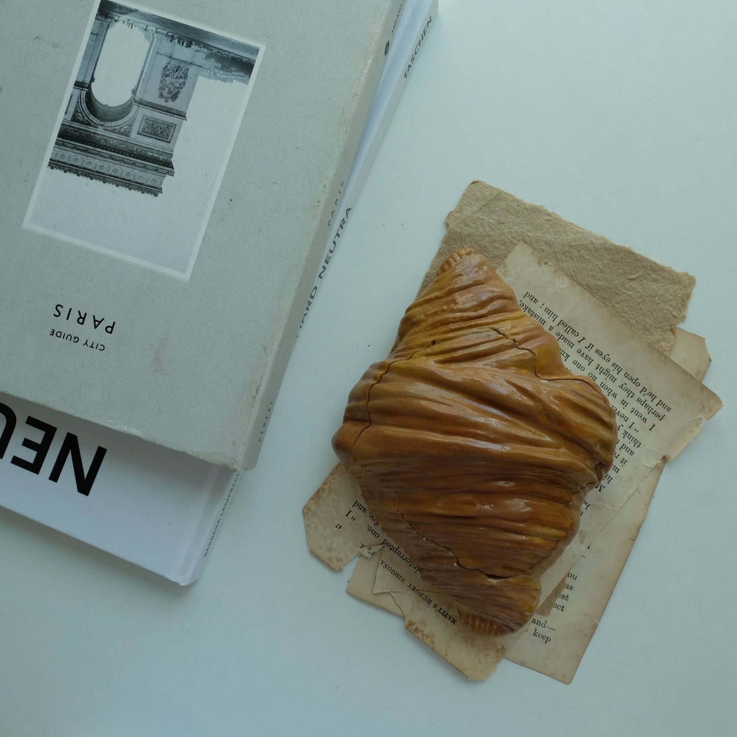 Croissant Jesmonite Candle : Cinnamon