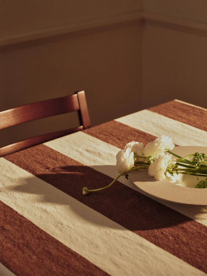 Hale Tablecloth - Chestnut / Frosted Lime
