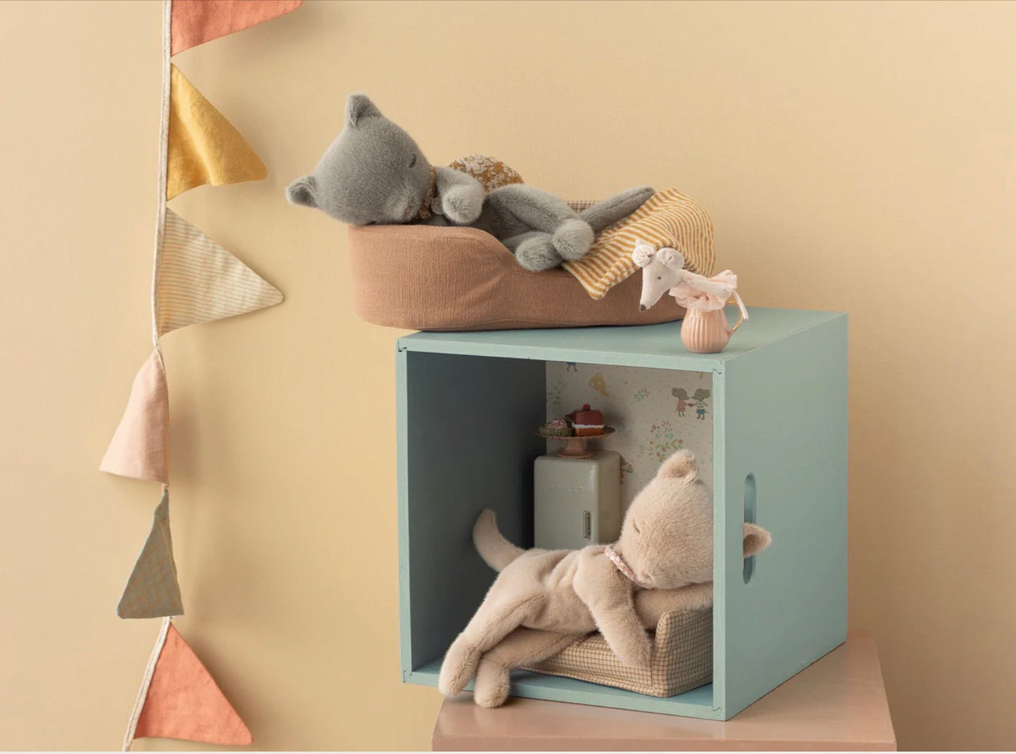 Maileg Sleeping Kitten - Cream Peach