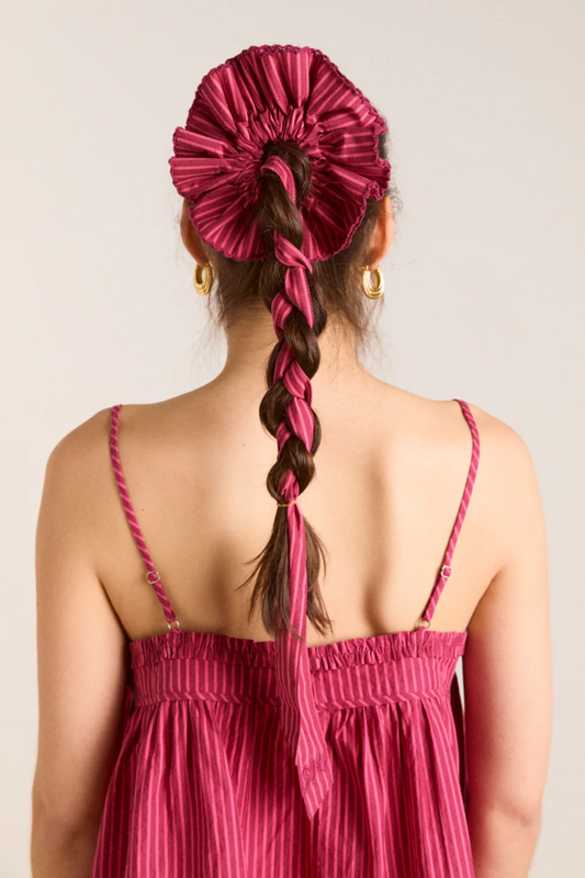 Garter Bun Wrap - Red Stripe