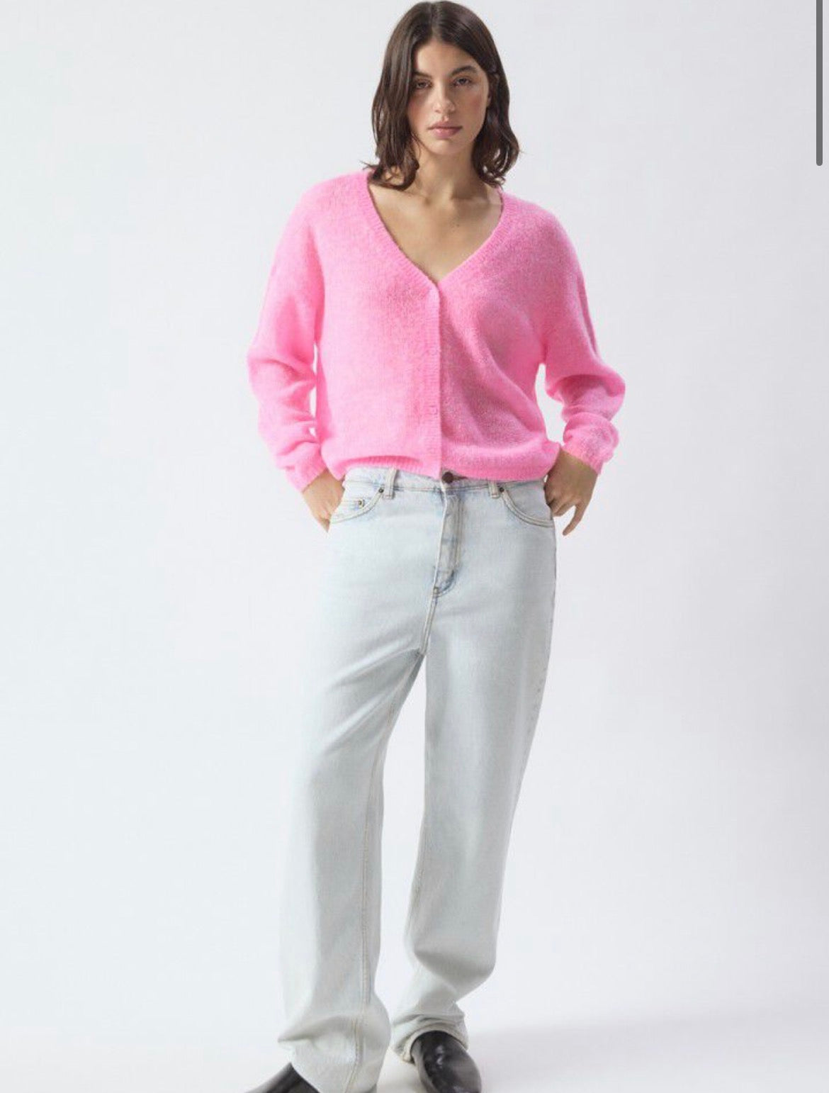 Nuggy V-Neck Cardigan- Fluro Petunia Melange