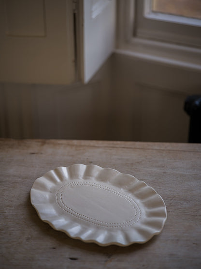 The Studio Frilly Platter