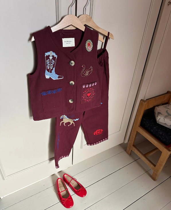 Ellie Mini Vest - Burgundy