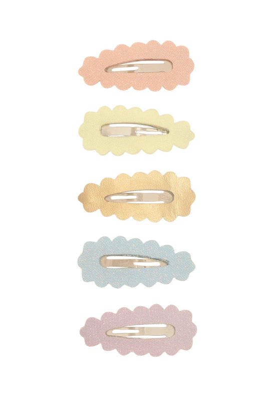 Scallop Sparkle Clip