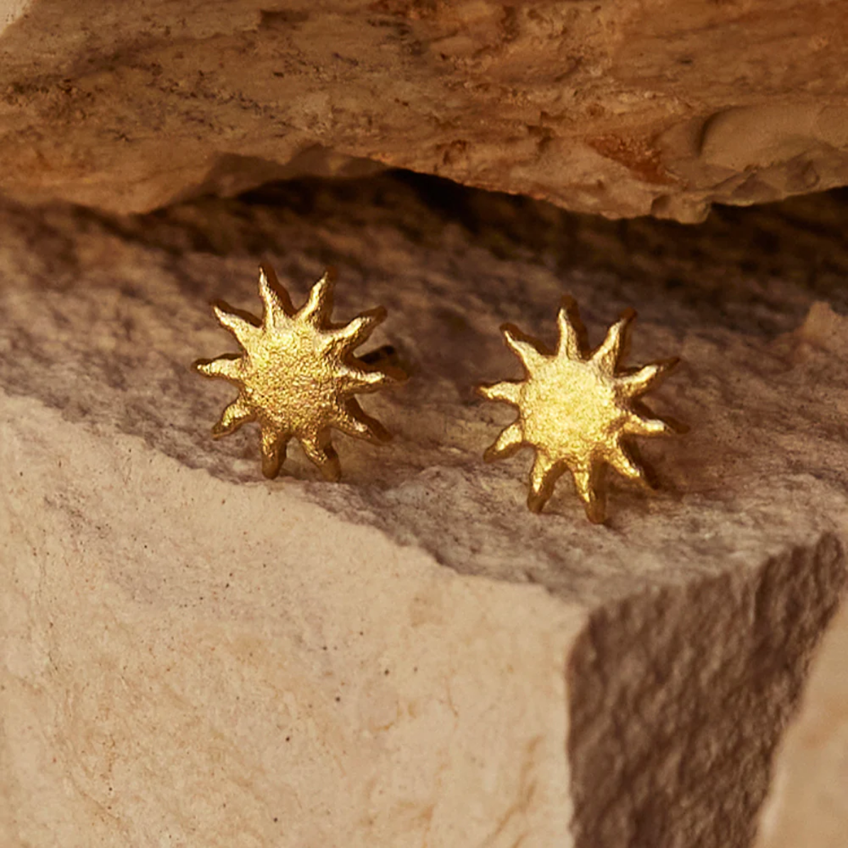 Cala Stud Earrings