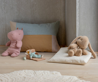 Bunny Plush Medium - Cream Peach