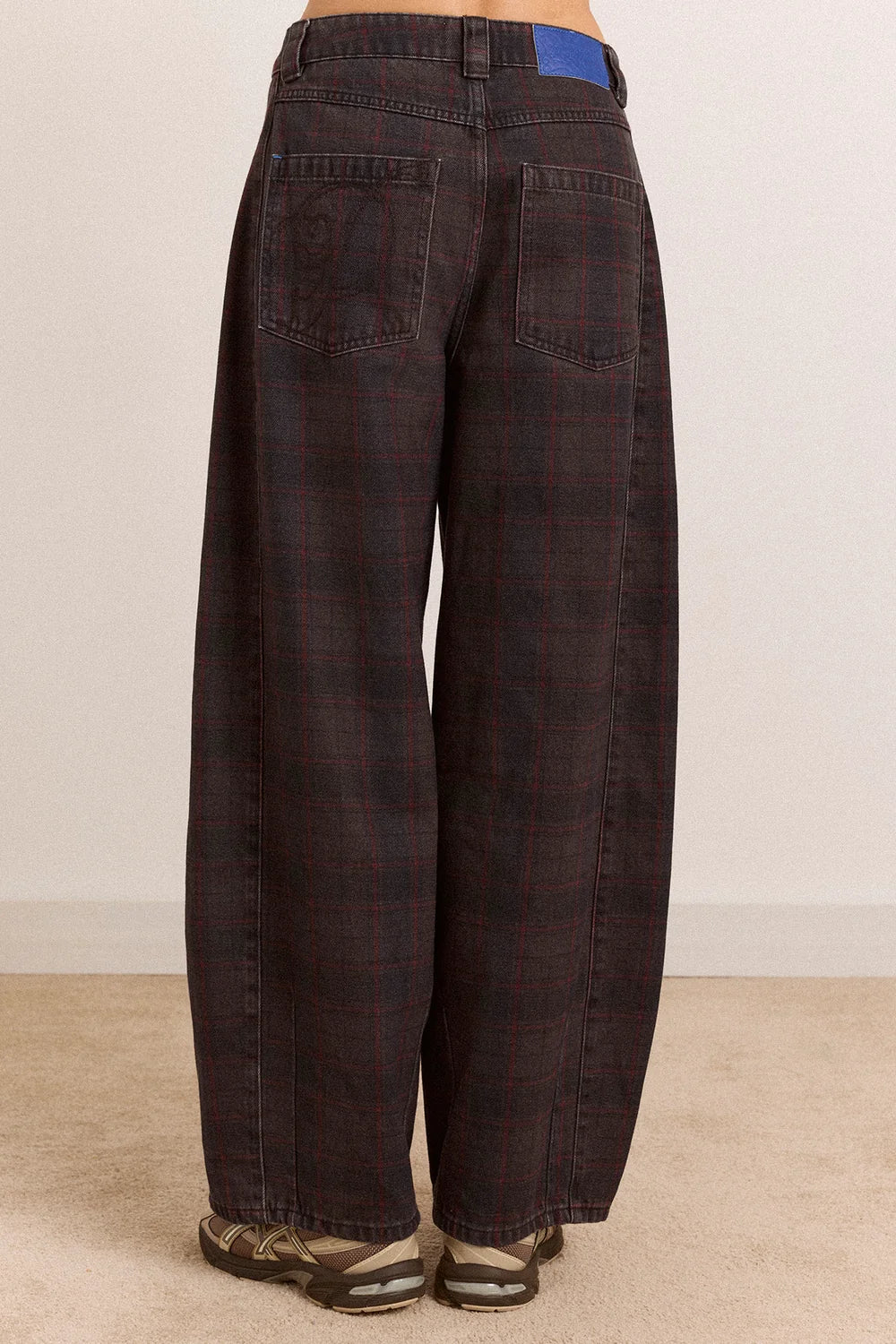 Erika Jeans - Sirius Check