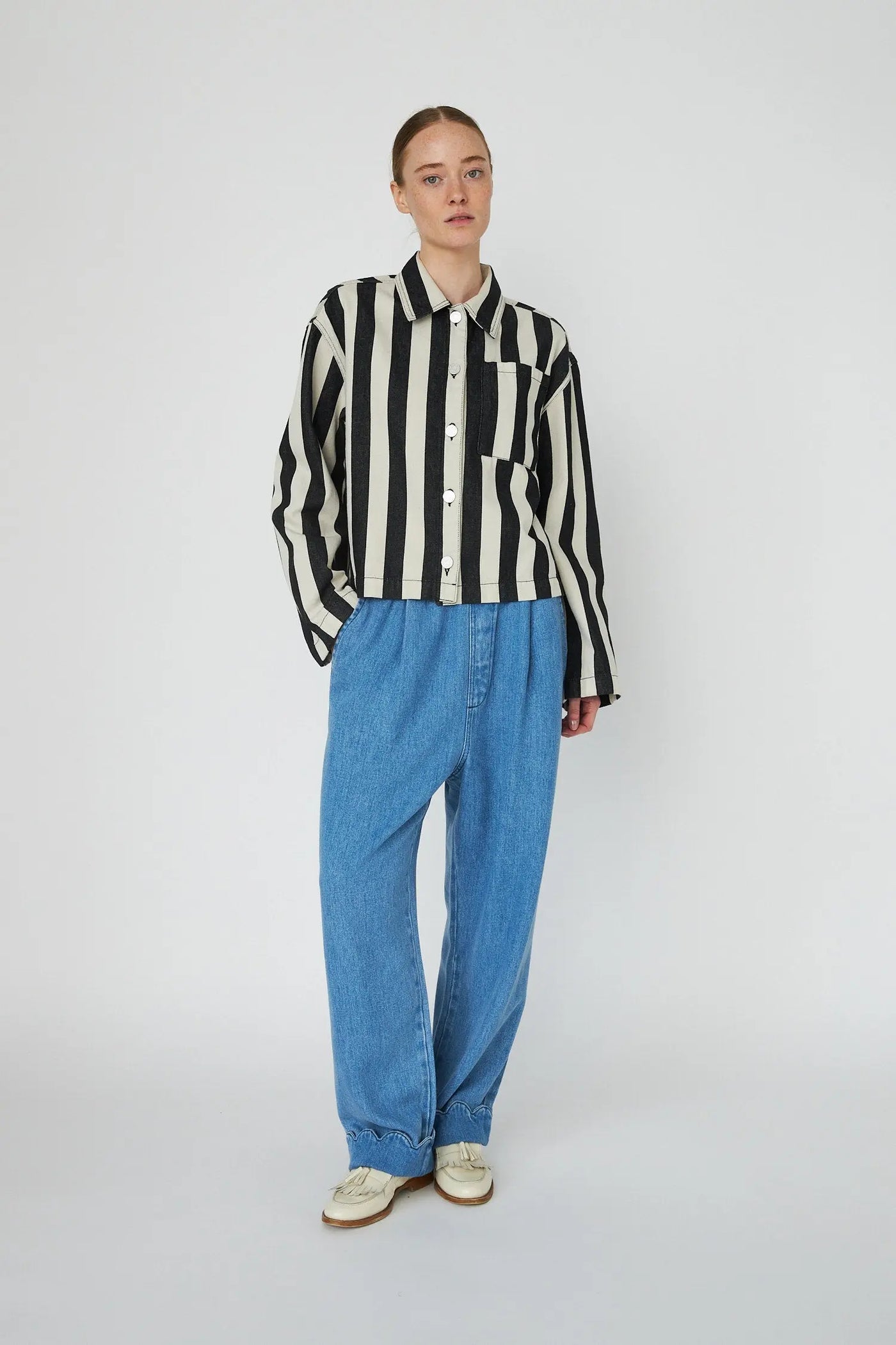 Washed Blue Low Waist Pants With Scallop Edge