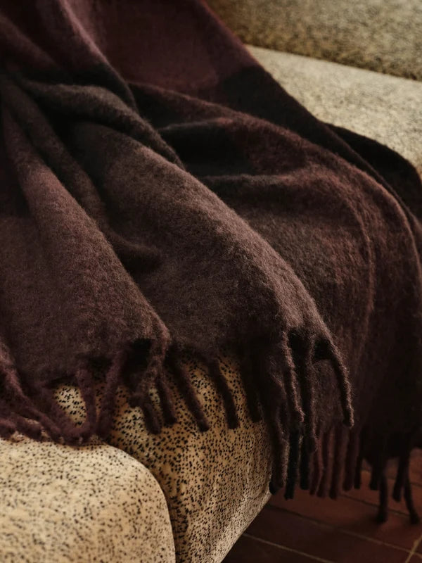 Blur Mohair Blanket: Dark Chocolate/ Oxide Red