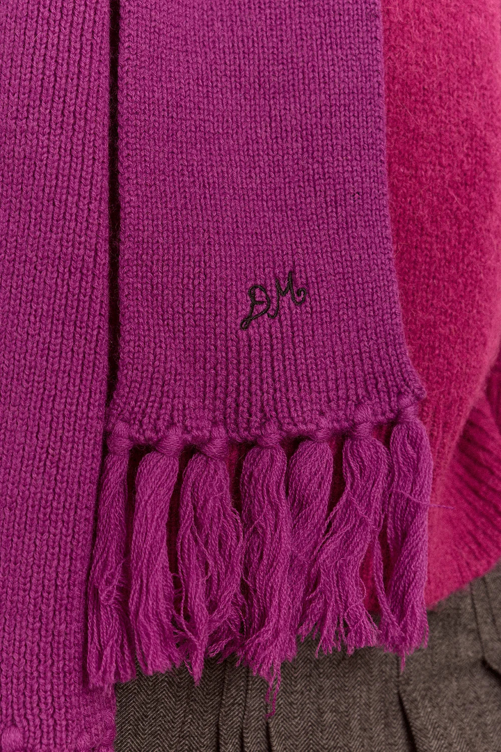 Tassel Hooded Wool Scarf - Magenta