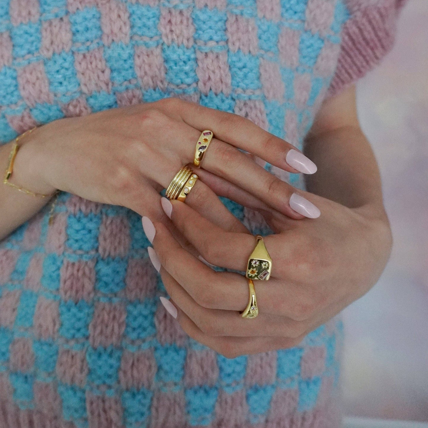 Kaleidoscope Disco Signet Ring: Gold / Medium