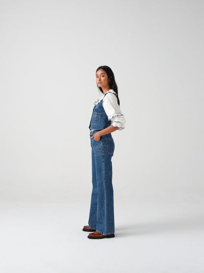 Queenie Jean In Voyager Vintage