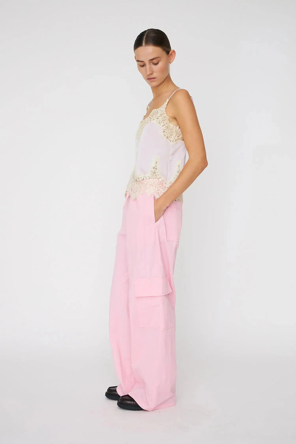 Delicate Lace Top - Light Purple