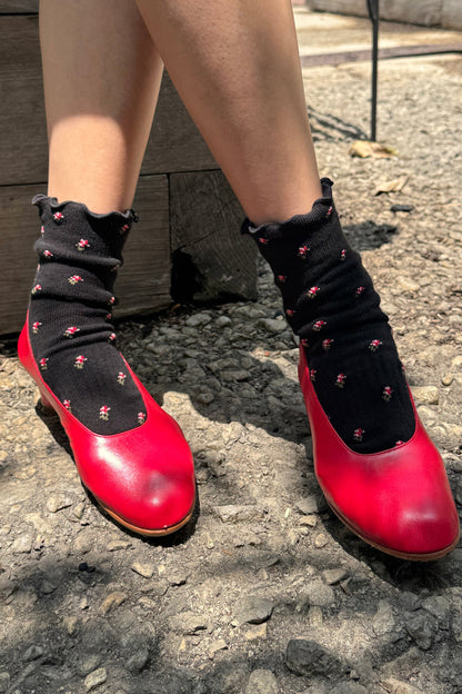 Ruffled Hugger Crew Socks - Black Petal