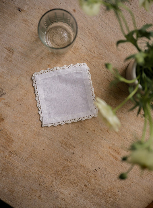 Linen And Lace Set Of 4 Coasters: White
