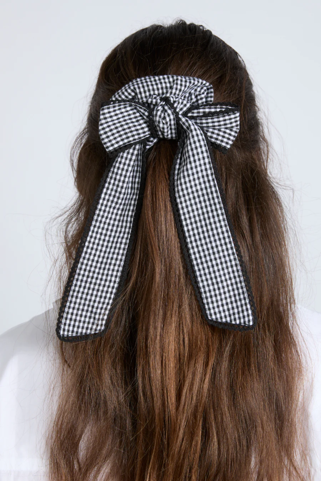 Gingham Bow Scruchie - Black & Ecru